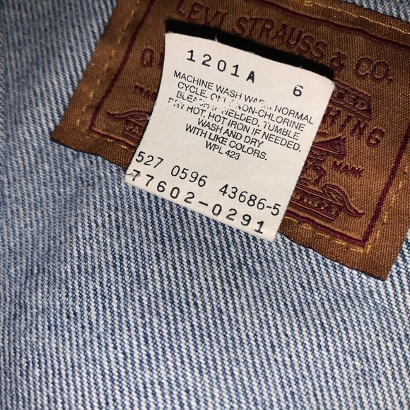 Vintage Levi jean jacket new condition no flaws woman medium - Picture 4 of 6